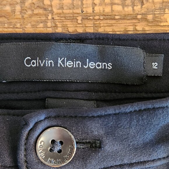 Calvin Klein Size 12 Black slim leg pant - Picture 6 of 14